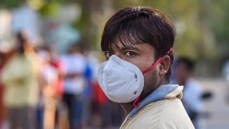 HP: Fine of Rs 5,000 in Hamirpur, Rs 1,000 in Shimla for not wearing face masks