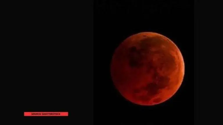 Strawberry moon in California 2020