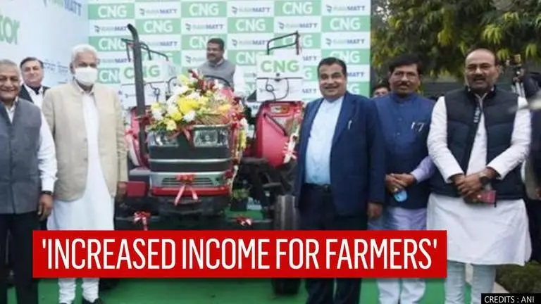 Nitin Gadkari unveils India's first-ever economical & environment-friendly CNG tractor Nitin Gadkari