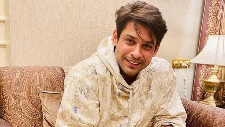 Sidharth Shukla to make his debut on digital space with 'Broken But Beautiful season 3?'