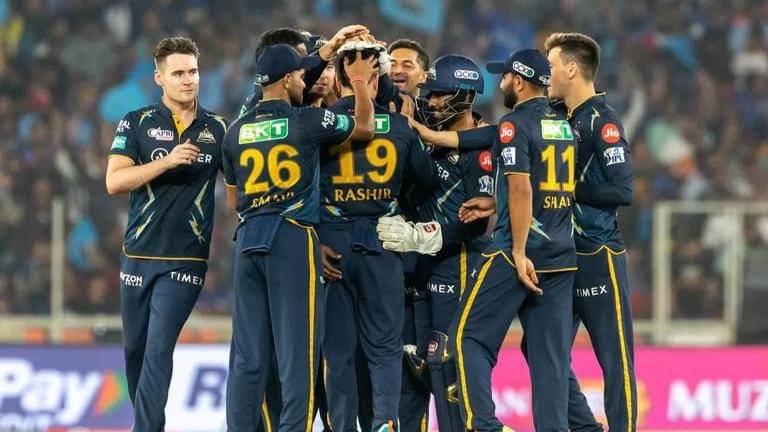 MI vs GT live score Mumbai Indians vs Gujarat Titans IPL 2023 match live score updates