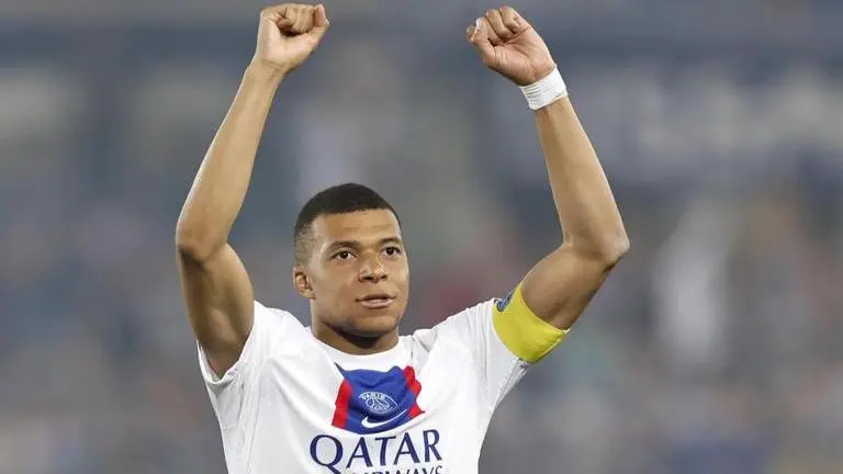 Emir of Qatar furious with Kylian Mbappe situation at PSG, wants him out right now: Report Emir of Qatar furious with Kylian Mbappe situation at PSG, wants him out right now: Report