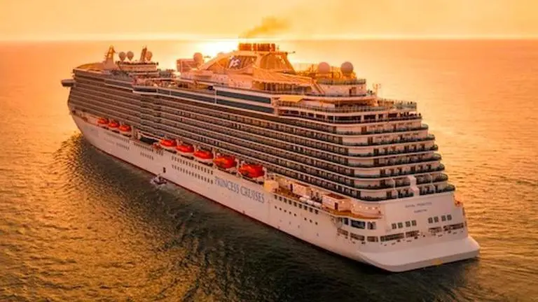 Hundreds stranded on ship off South Australia due to ‘marine growth,' to be compensated Australia