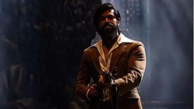KGF: Chapter 2, kgf 2 stills, yash, yash in kgf 2, kgf: chapter 2 pics