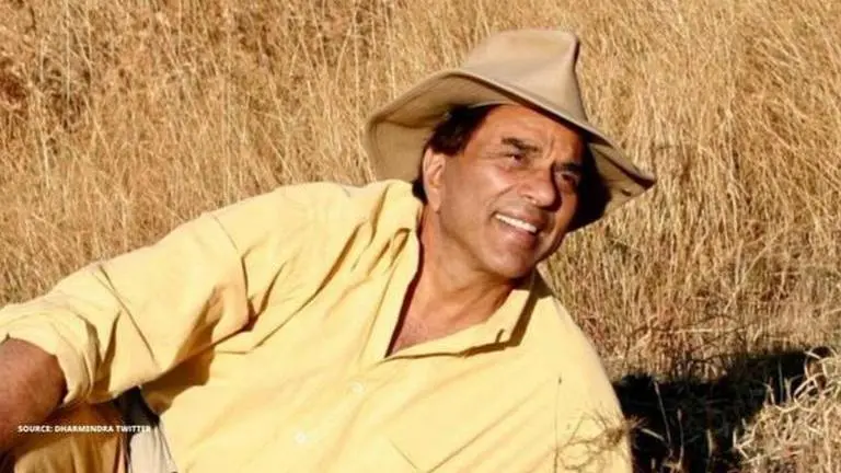Veteran actor Dharmendra expresses his gratitude towards fans with THIS throwback post Dharmendra