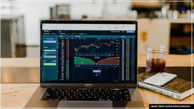 European stocks rise, but Wall Street slumps due to coronavirus quarantine Stock