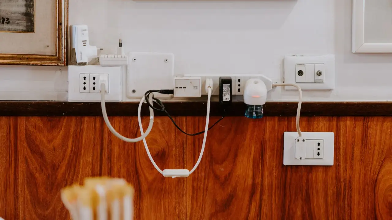 Govt announces mandatory quality norms for electricals Electricals