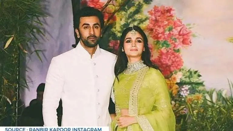 Ranbir Kapoor and Alia Bhatt spotted at Mumbai airport as they head to Goa for a vacation Ranbir Kapoor