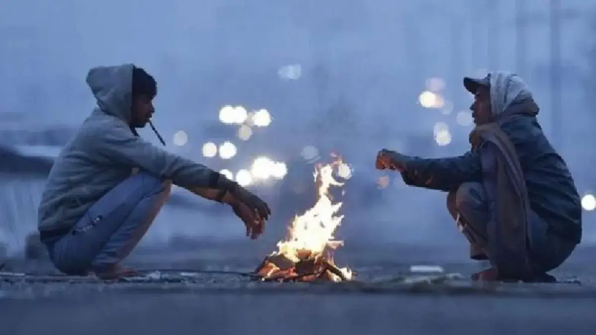 Coldest Day Of The Season: Delhi Shivers Amid 1st Cold Wave As Temp Drops To 6°C