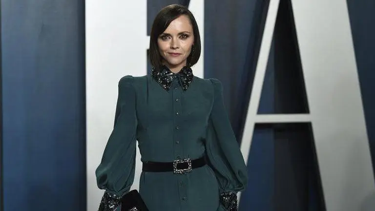 Christina Ricci files for divorce from husband of 7 years