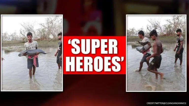 Ganga Praharis from West Bengal applauded for rescuing stranded Irrawaddy Dolphin Ganga Praharis