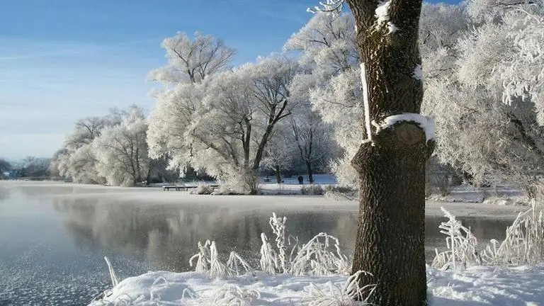 Antarctica, Enormous Lake melts in three days