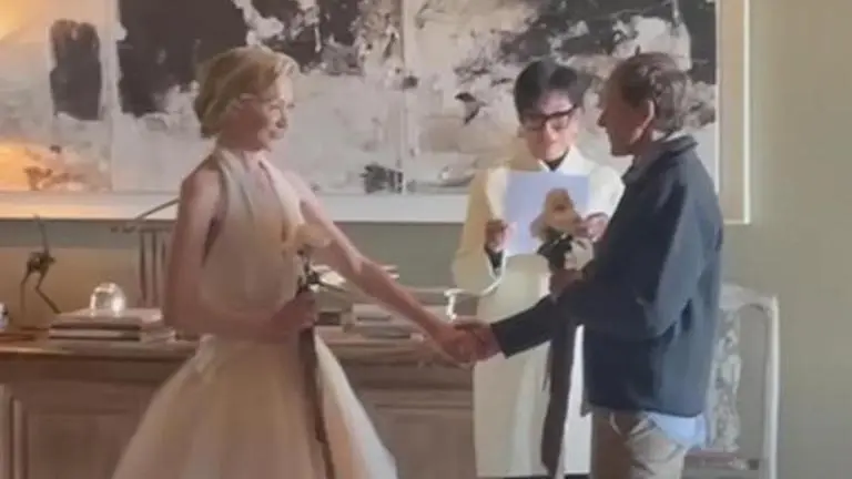 Ellen DeGeneres, Portia De Rossi renew wedding vows; Kris Jenner helps officiate Ellen DeGeneres