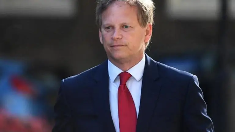 UK minister caught up in Spain quarantine comments