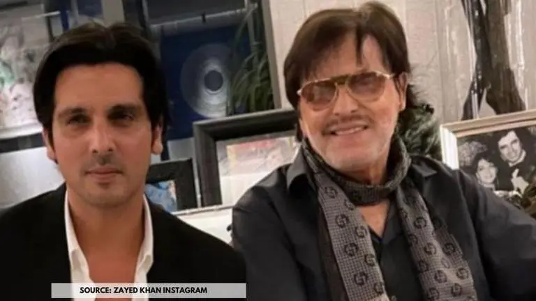Remember when Sanjay Khan called it his duty to make a film for his son Zayed as a father? sanjay khan