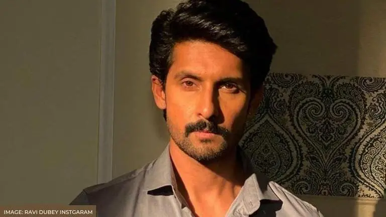 Ravi Dubey tests negative for COVID-19; flashes a smile while sharing his health update RAVI DEBEY TESTS COVID-19 NEGATIVE
