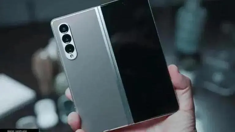 Samsung Galaxy Z Fold 4 appears on Amazon confirming almost all the specs; Check here Samsung Galaxy Z Fold 4 appears on Amazon confirming almost all the specs