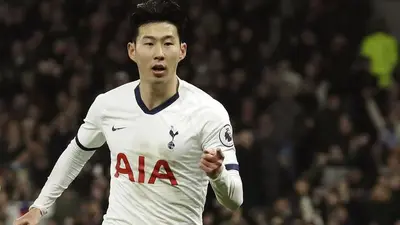 Tottenham star Son completes basic training in South Korea