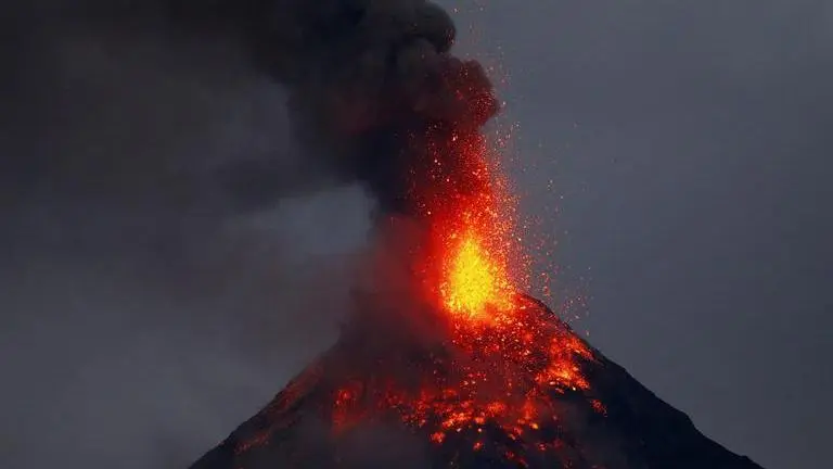 Volcano in eastern Indonesia erupts, thousands evacuated