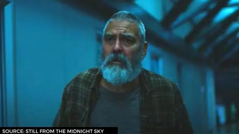 What was the catastrophe in 'The Midnight Sky'? Know about what happened to life on Earth what was the catastrophe in midnight sky