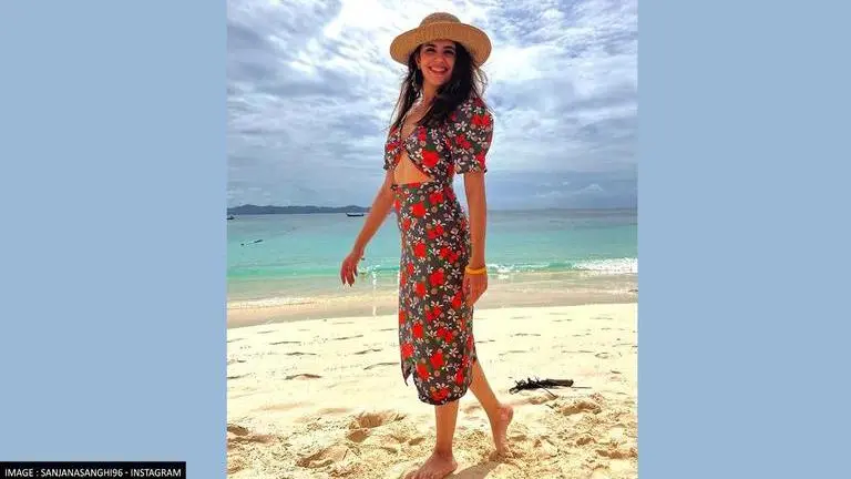 Sanjana Sanghi enjoys her Thailand vacation as she explores Phuket’s streets & beaches Sanjana Sanghi