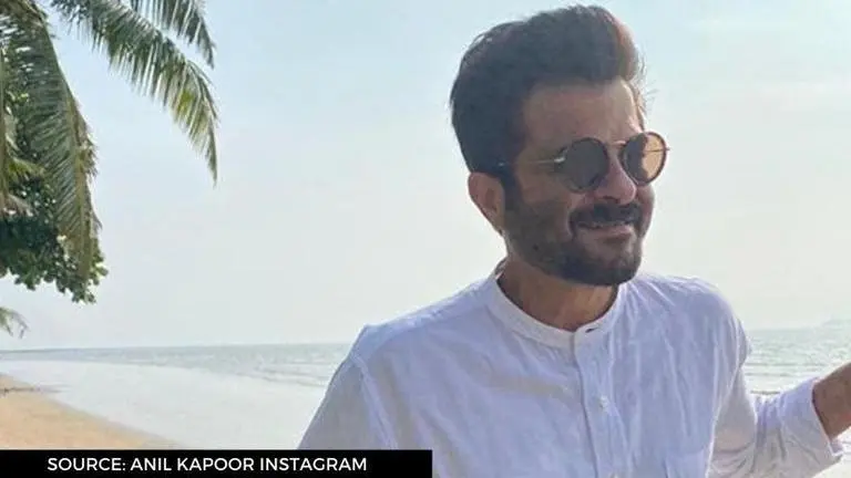 Anil Kapoor says 'hello' to Alibaugh after '20 years' while enjoying weekend getaway Anil Kapoor