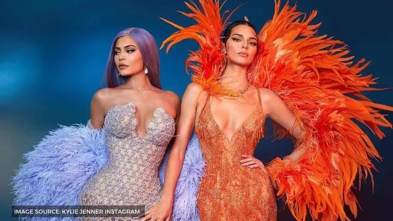 Kylie Jenner shares pic with Kendall Jenner amid fighting rumours Kylie Jenner