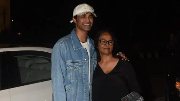 Babil Khan has sweet interaction with paparazzi, says 'agar main aapko bhool...' Babil Khan