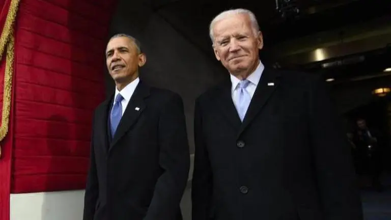 Biden, Obama talk up Affordable Care Act in advert