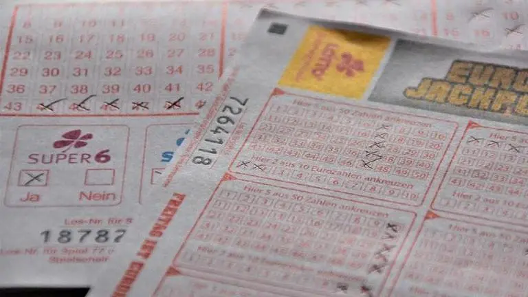 Good News: Indian man wins whopping 10 million Dirhams jackpot in Abu Dhabi raffle Good News:Indian man wins 10 million dirhams in Abu Dhabi raffle