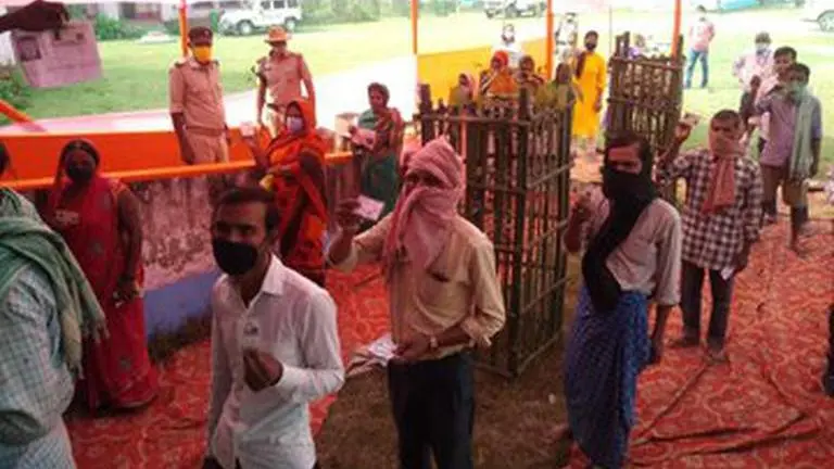 2.7 crore of over 4 crore votes polled in Bihar polls counted till 5.30 pm : EC