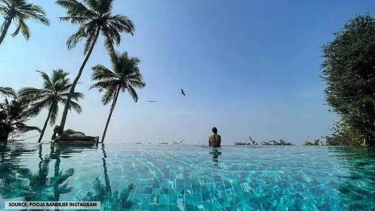 'Kumkum Bhagya's Pooja Banerjee dives into pool in Kerala, calls herself a 'blue mermaid' Kumkum Bhagya's Pooja Banerjee