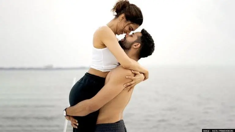 'Gehraiyaan' OTT release date: What time is Deepika Padukone's film releasing on Prime? gehraiyaan release time amazon prime