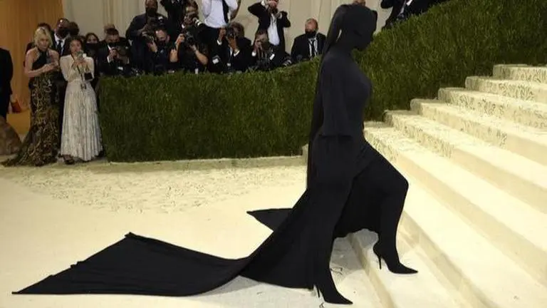 Was Kanye West the mystery man with Kim Kardashian at Met Gala 2021? Kim Kardashian, kanye west