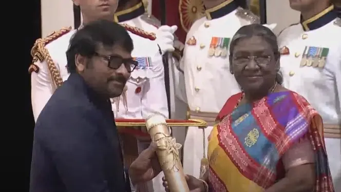 Chiranjeevi Conferred With Padma Vibhushan At Rashtrapati Bhavan, Ram Charan's Reaction Goes Viral Chiranjeevi