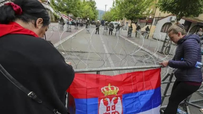 Efforts to resolve Kosovo conflict