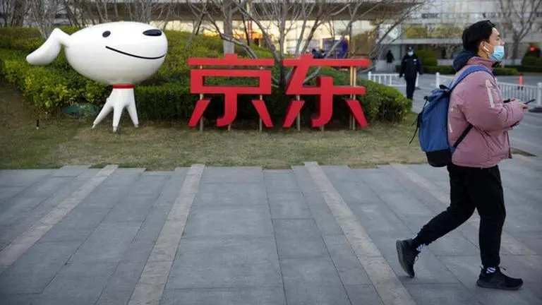 China fines 3 online vendors for misreported prices, sales