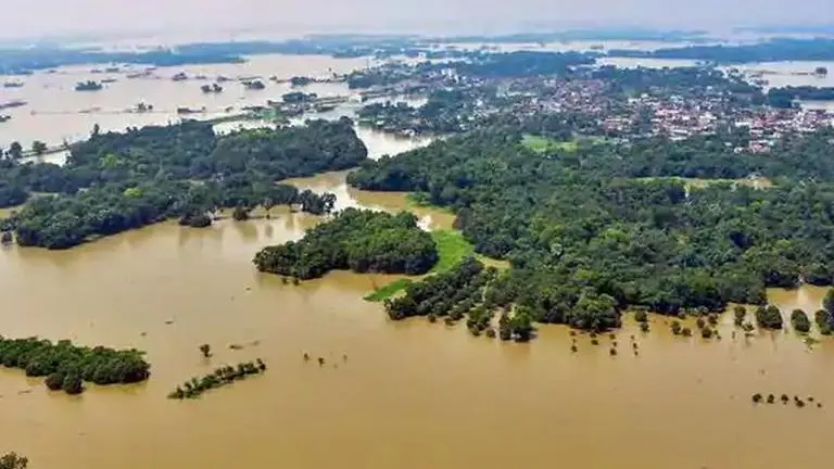 Uttar Pradesh floods: 303 villages in 19 districts marooned; over 1 lakh families affected