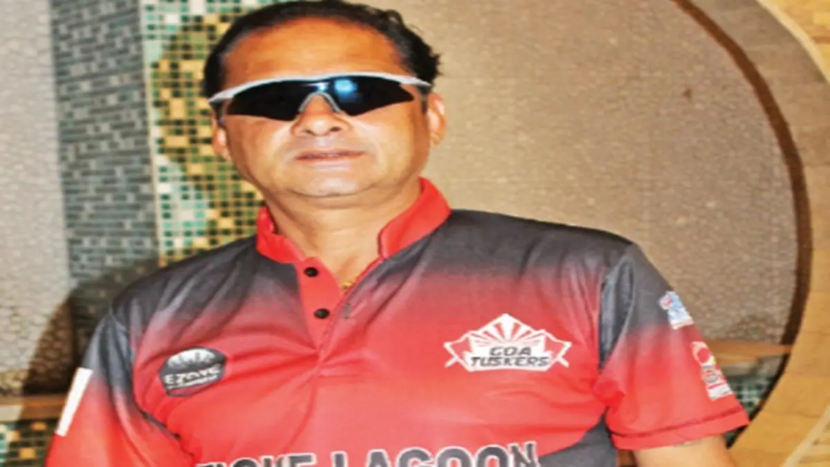 David Johnson committed suicide by jumping from the 4th floor of a private apartment