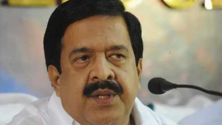 Kerala opposition leader Ramesh Chennithala moves HC over govt's plea for withdrawal of 2015 assembly ruckus case COVID-19