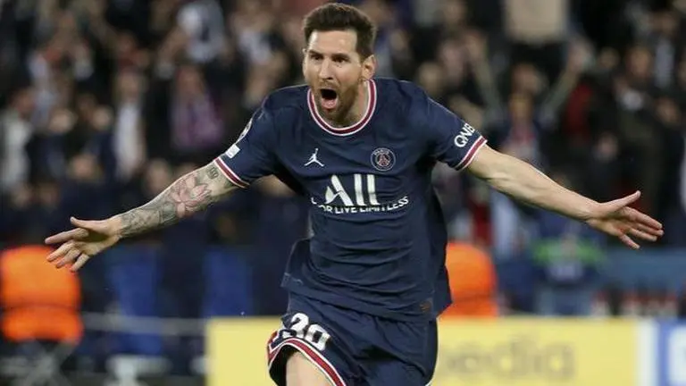 Ballon d'Or: Lionel Messi ahead of Lewandowski, Ronaldo and Benzeman in recent poll Ballon d'Or, Lionel Messi, Cristiano Ronaldo, Robert Lewandowski, Karim Benzema, who will win ballon d'Or, Paris Saint Germain, Argentina