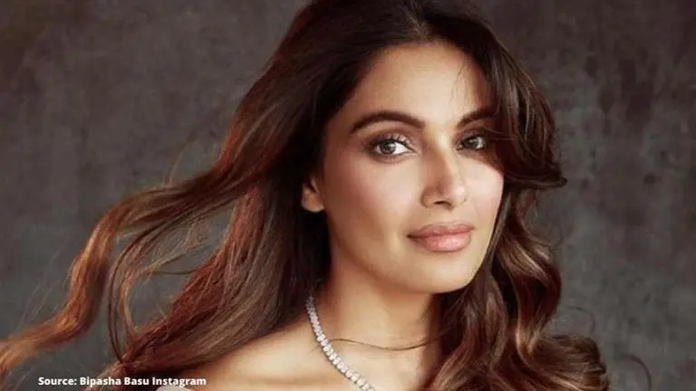 Bipasha Basu shares a throwback "baby days" picture with father Hirak Basu Bipasha Basu