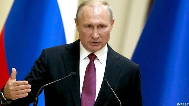 Putin claims foreign powers spreading fake news about coronavirus in Russia Putin claims fake news about coronavirus being spread in Russia