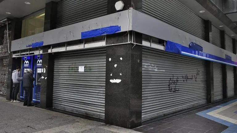 Coronavirus delivers tough blow to Lebanon’s dying economy Coronavirus delivers tough blow to Lebanon’s dying economy