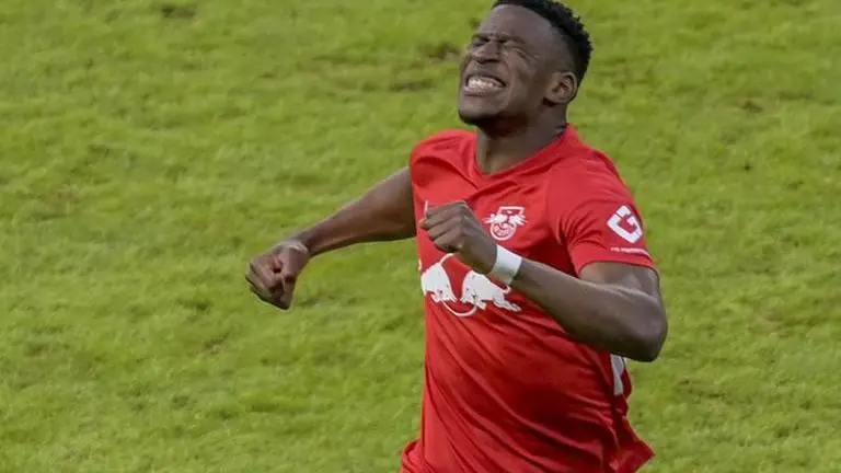 Leipzig cuts Bayern's lead to 2 points in Bundesliga