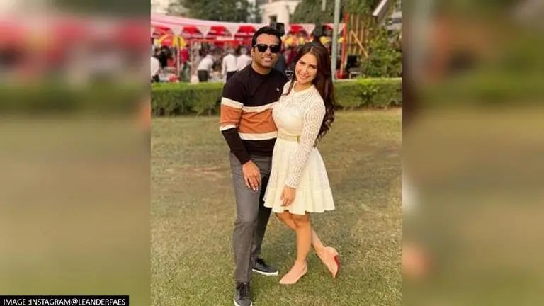 Kim Sharma celebrates her 42nd birthday with beau Leander Paes in Bahamas; See Pics Kim Sharma, Leander Paes