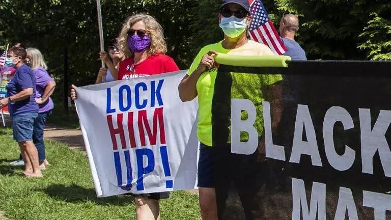 ‘Fanning the flames’: Dem accuse Trump of stoking violence