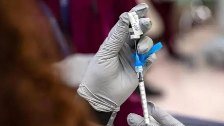 COVID-19: US teacher arrested for administering vaccination to teenager at home COVID-19