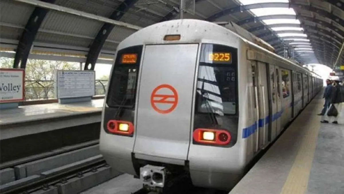 Delhi Metro Resumes Operation at ITO, Lok Kalyan Marg Stations | Details Here Delhi Metro UPDATE: ITO, Lok Kalyan Marg Stations Now Open for Passengers