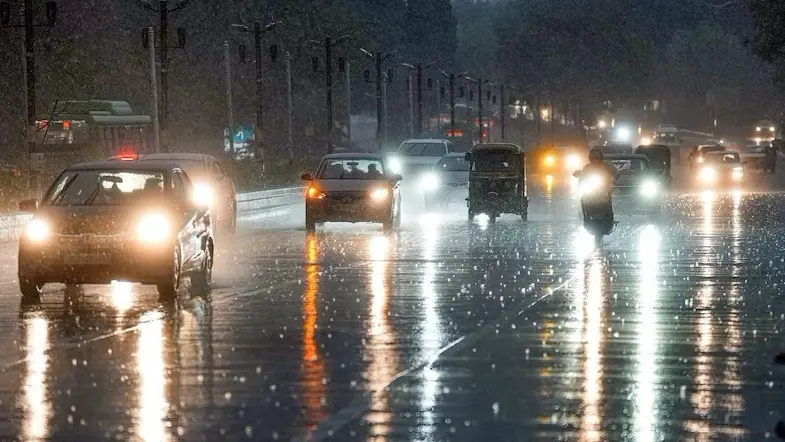 Western Disturbance Brings Rainfall In Parts Of Delhi, AQI Sees Slight Improvement